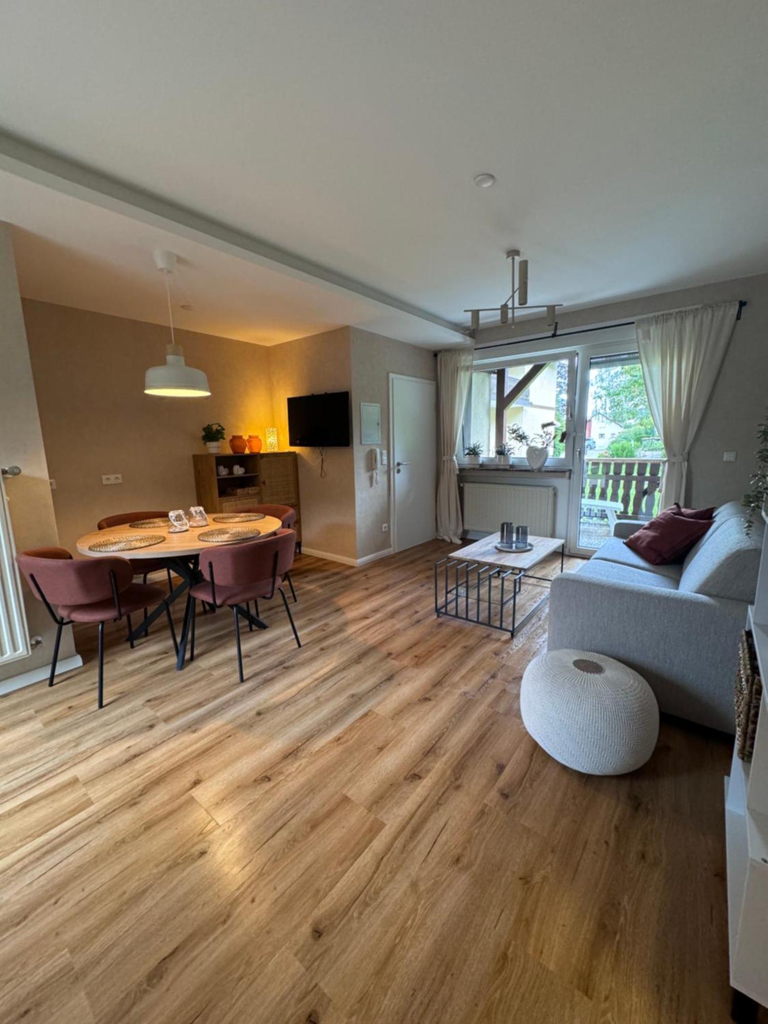Apartment Zum Aatal Bad Wünnenberg Exteriör bild