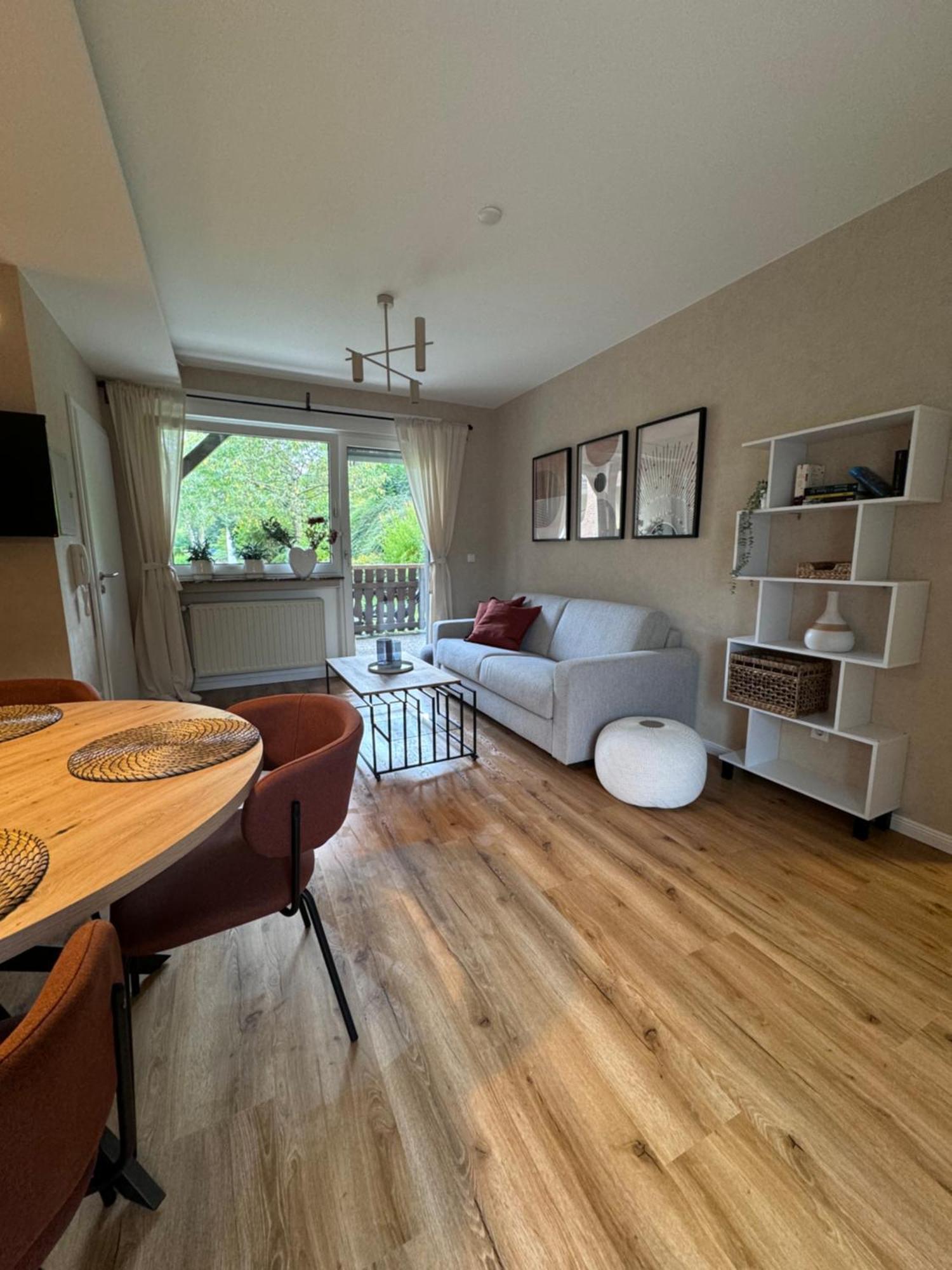 Apartment Zum Aatal Bad Wünnenberg Exteriör bild